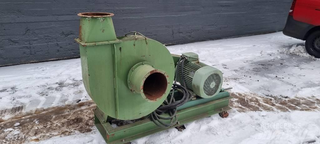  Siirtopuhallin 30 kW Transportne trake