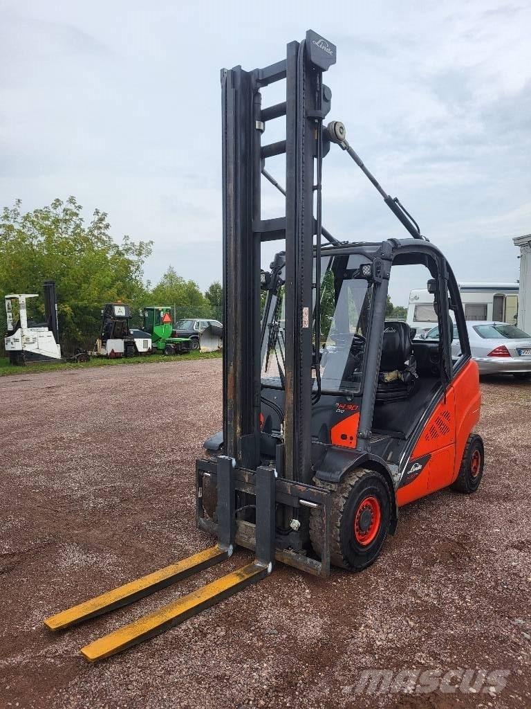 Linde H30D-02 EVO Dizelski viljuškari