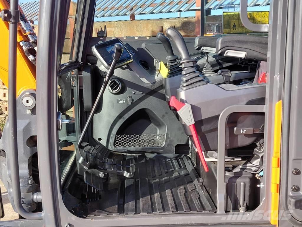 Develon DX85R Midi bageri 7t – 12t