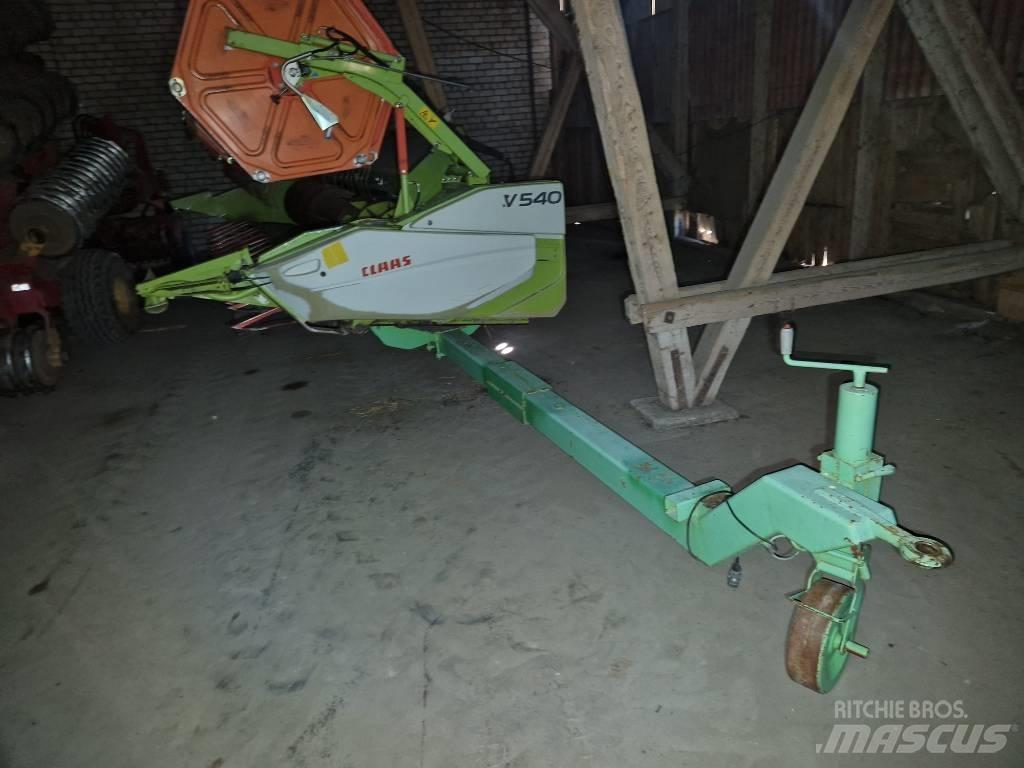 CLAAS Tucano 320 Kombajni