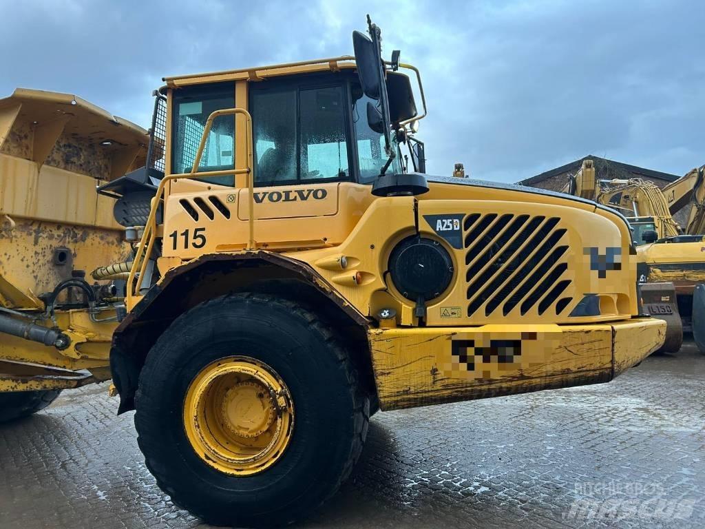 Volvo A 25 D Zglobni damperi