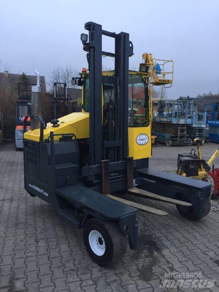 Combilift C5000XL Viljuškari sa 4-stranskim dohvatom