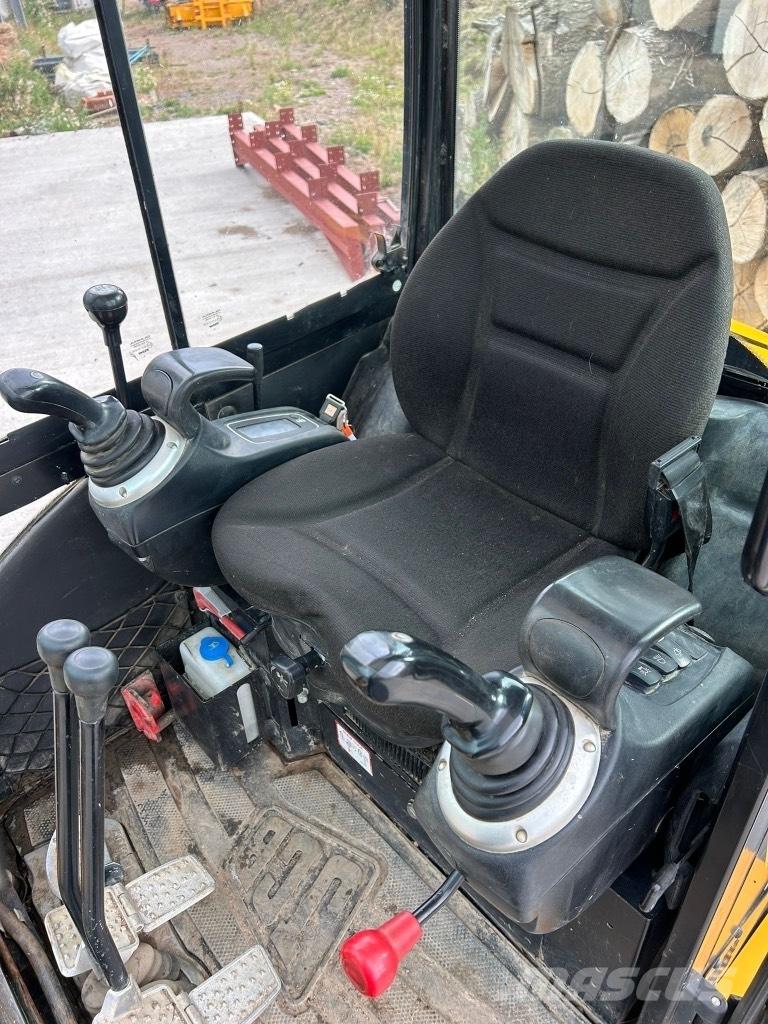 JCB 8026 CTS Mini bageri < 7t