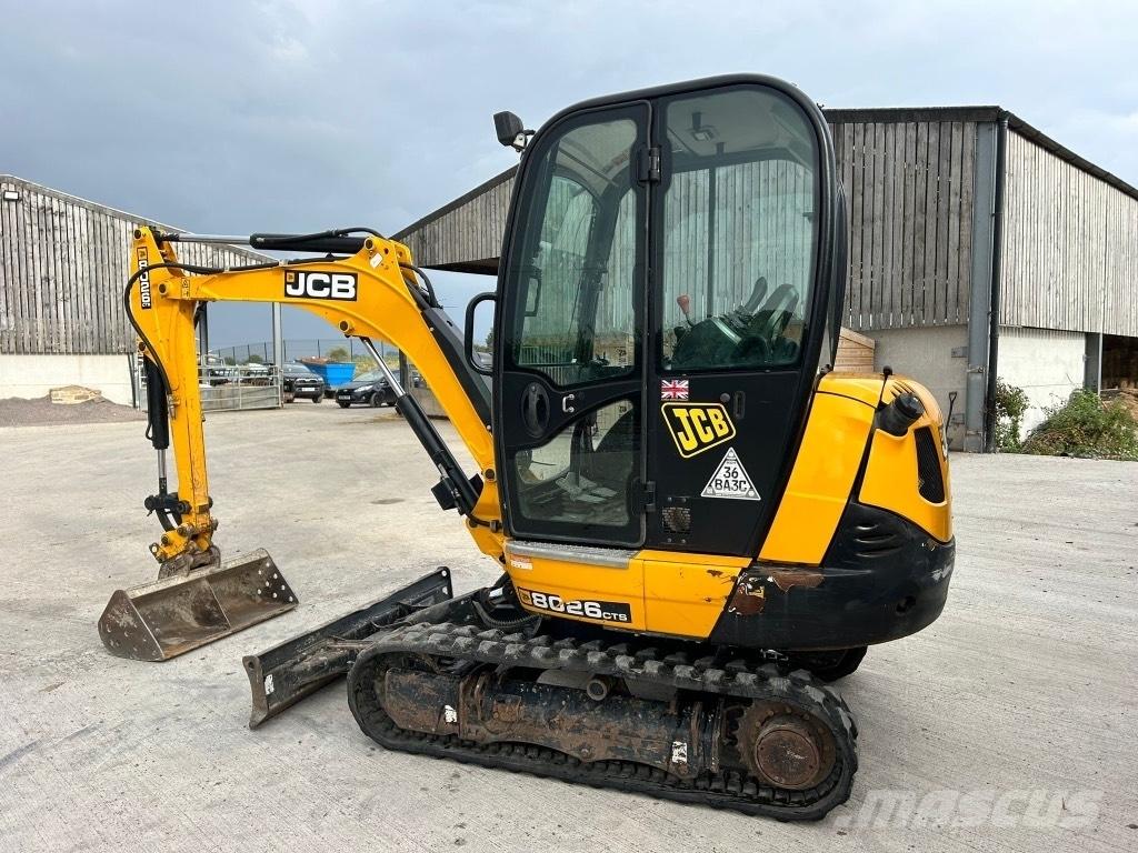 JCB 8026 CTS Mini bageri < 7t