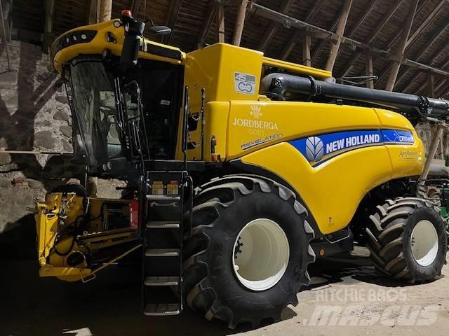 New Holland CR 10.90 Kombajni