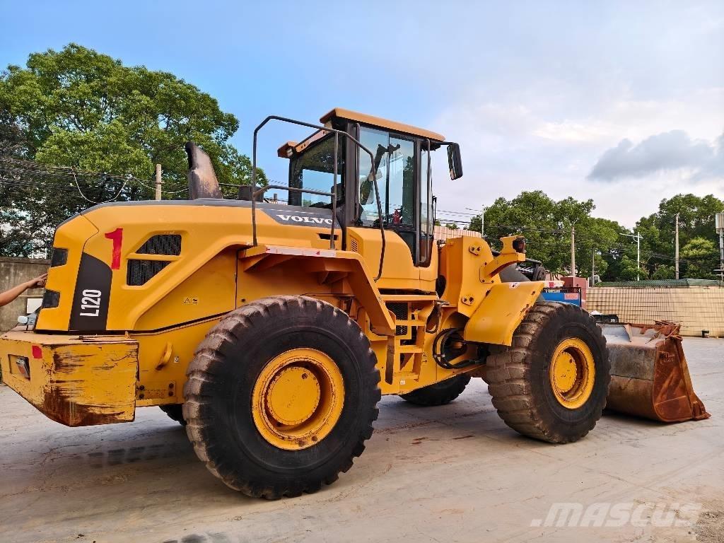 Volvo L 120 Utovarivači na točkove