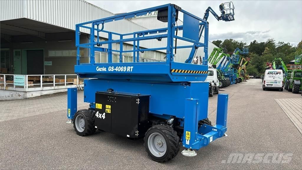 Genie GS-4069 RT Makazaste platforme