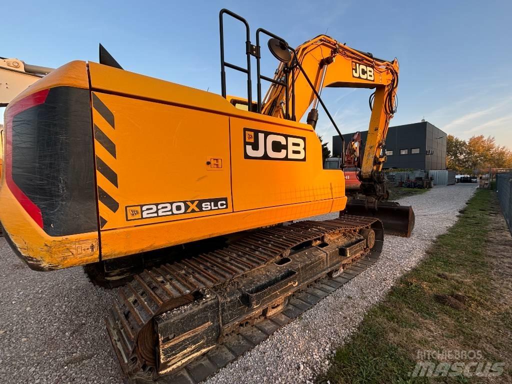 JCB 220 Bageri guseničari