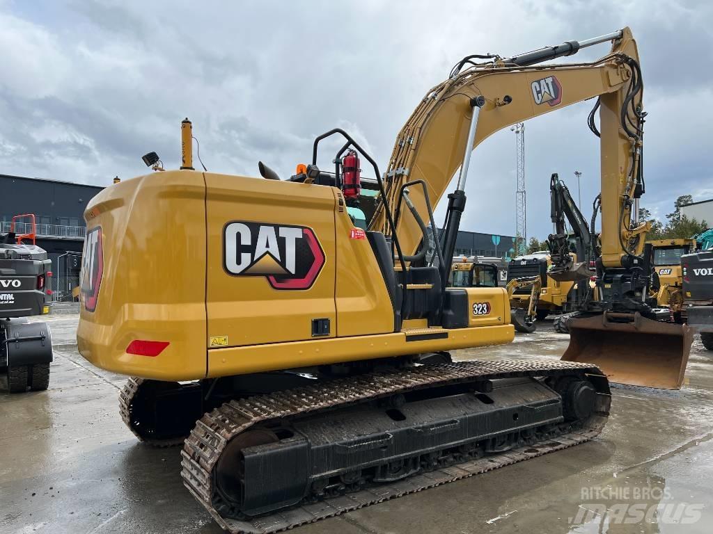 CAT 323 Next Gen Bageri guseničari