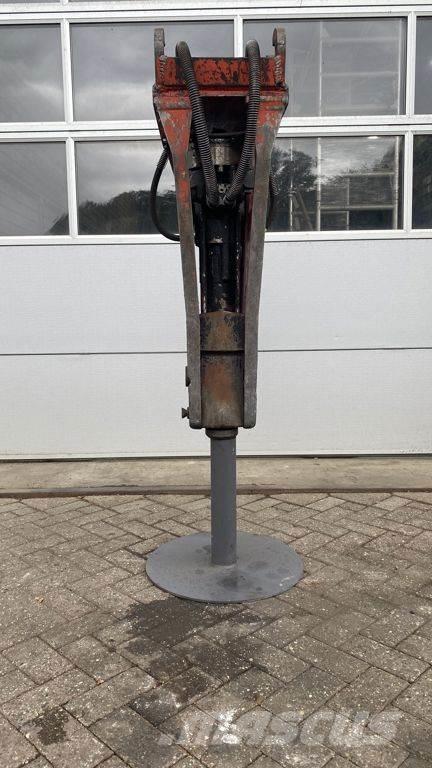 Rammer S23 Čekići