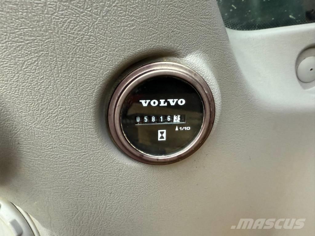 Volvo EC 380 EL Bageri guseničari