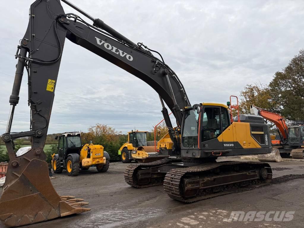 Volvo EC 380 EL Bageri guseničari