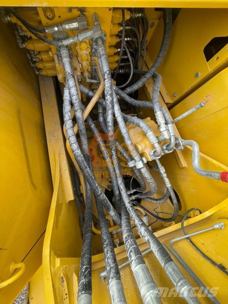 Komatsu PC 200-8 Bageri guseničari