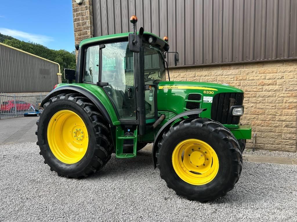John Deere 6330 Traktori