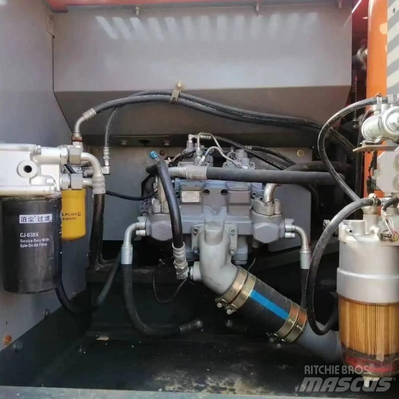Hitachi ZX 240 Bageri guseničari