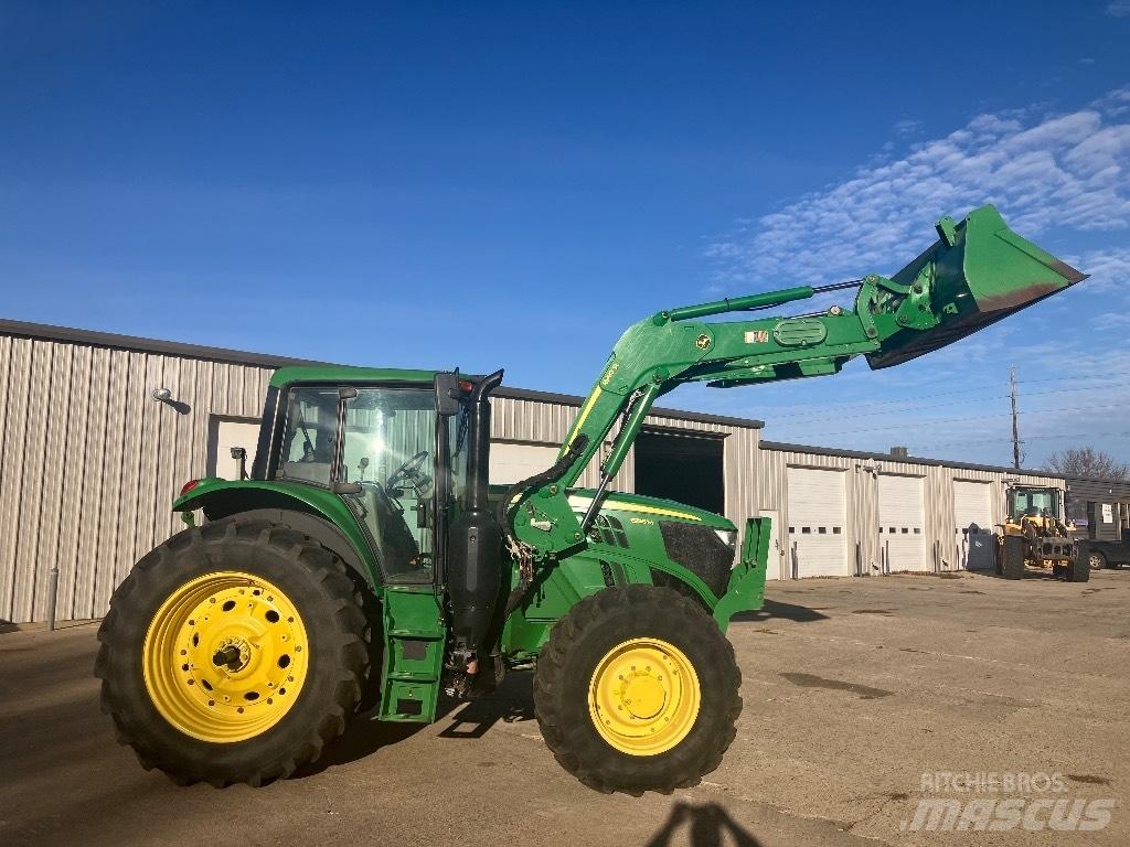 John Deere 6155 M Traktori