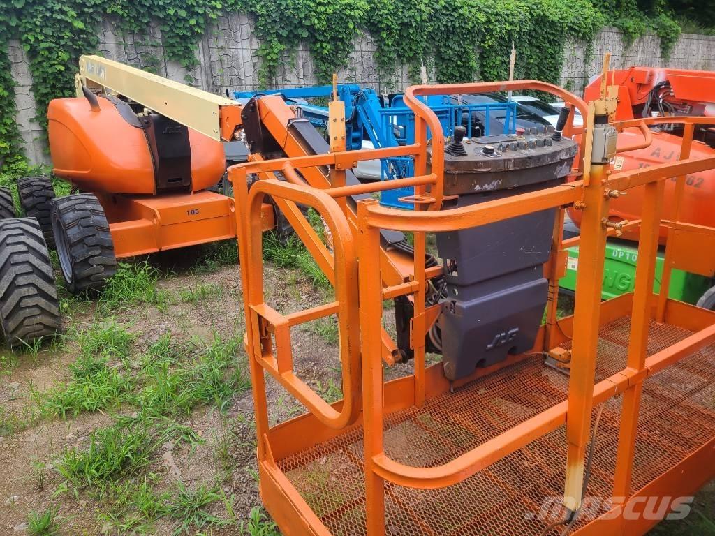JLG 600 AJ Zglobne podizne platforme
