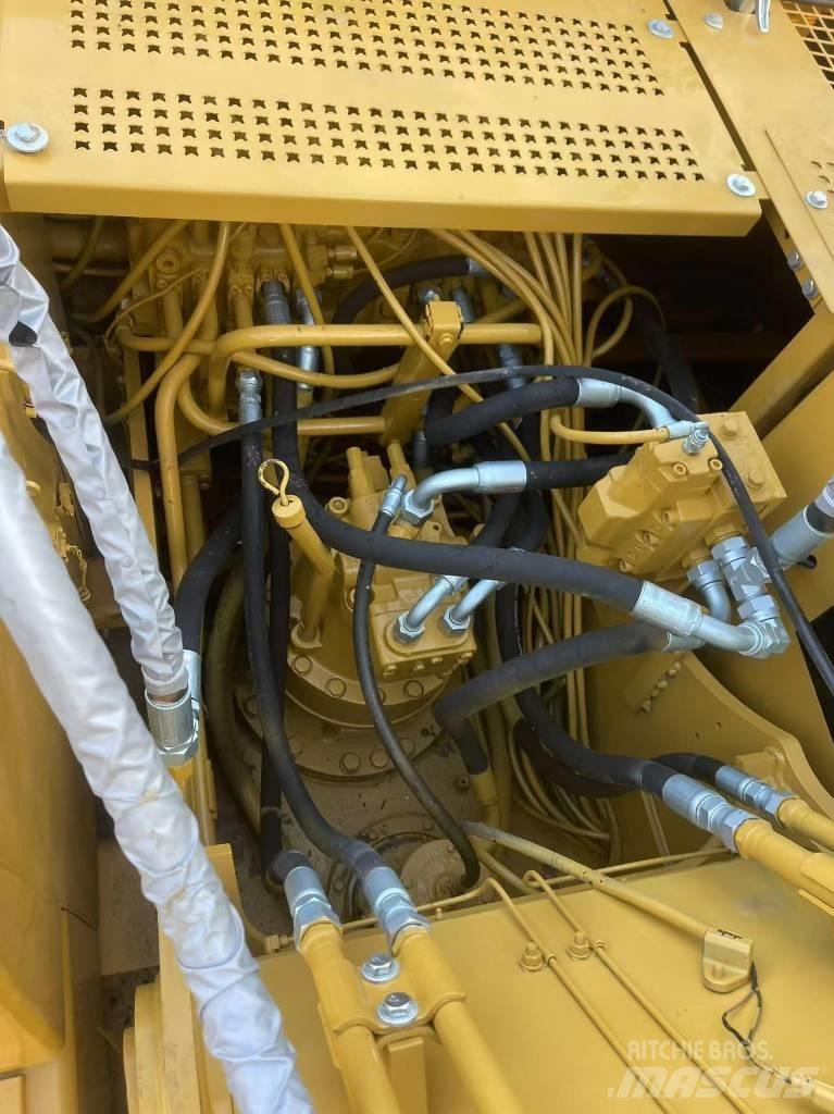 CAT 320 B L Bageri guseničari