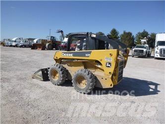 John Deere 325 Skid steer mini utovarivači