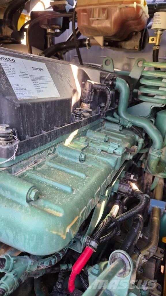 Volvo A 25 E Zglobni damperi