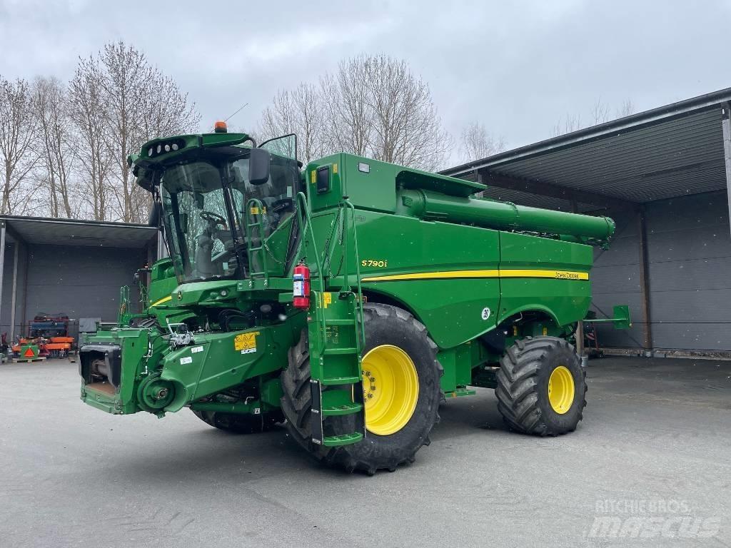 John Deere S790i Kombajni