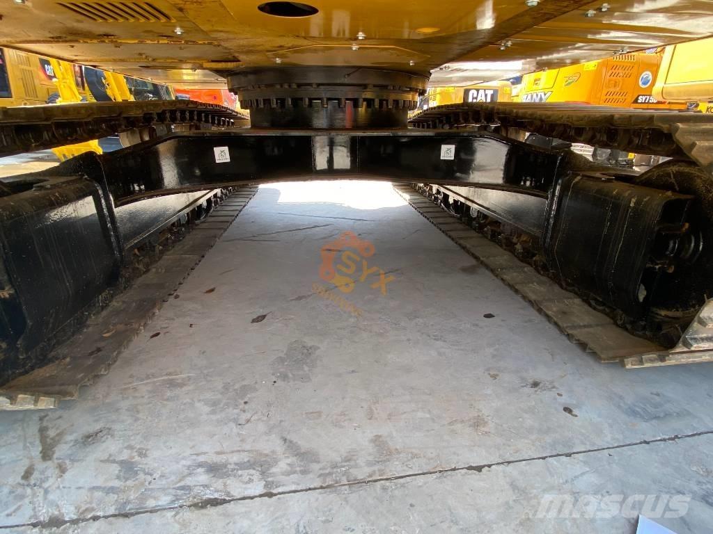 CAT CAT320 D2 Bageri guseničari