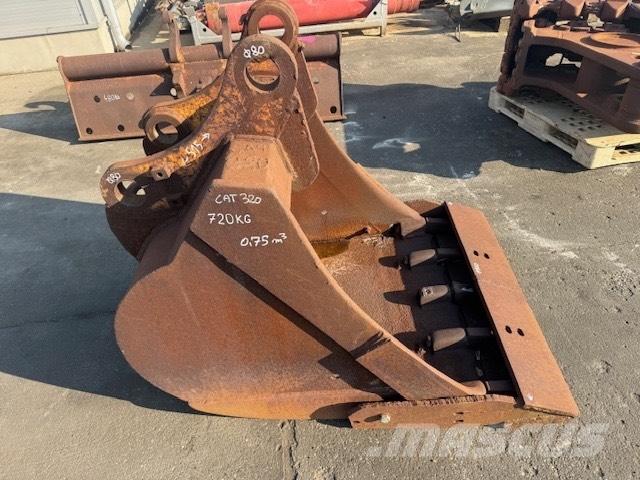 CAT 320 used bucket Utovarne korpe