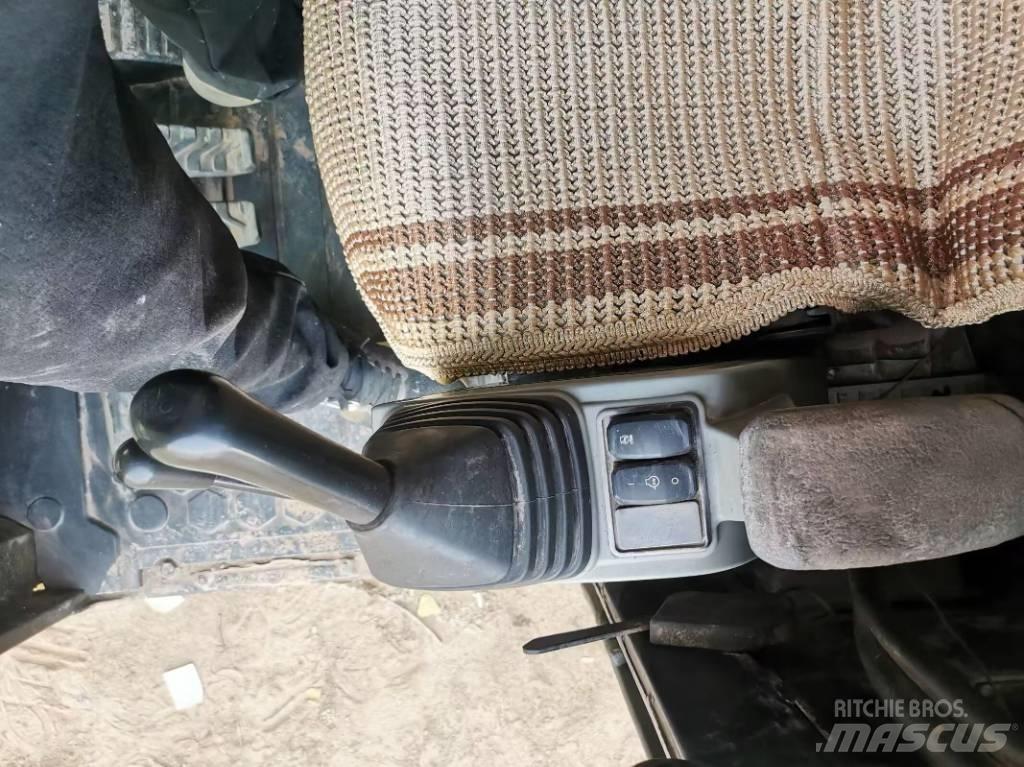 CAT CAT308E2 Midi bageri 7t – 12t