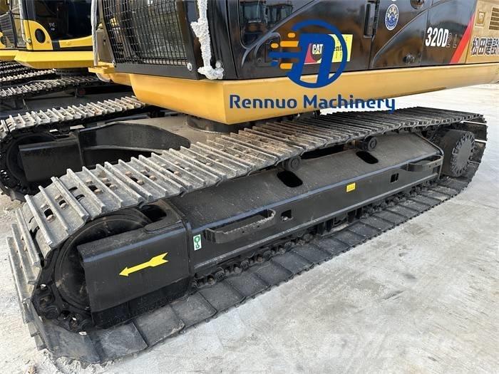 CAT 320 D2L Bageri guseničari