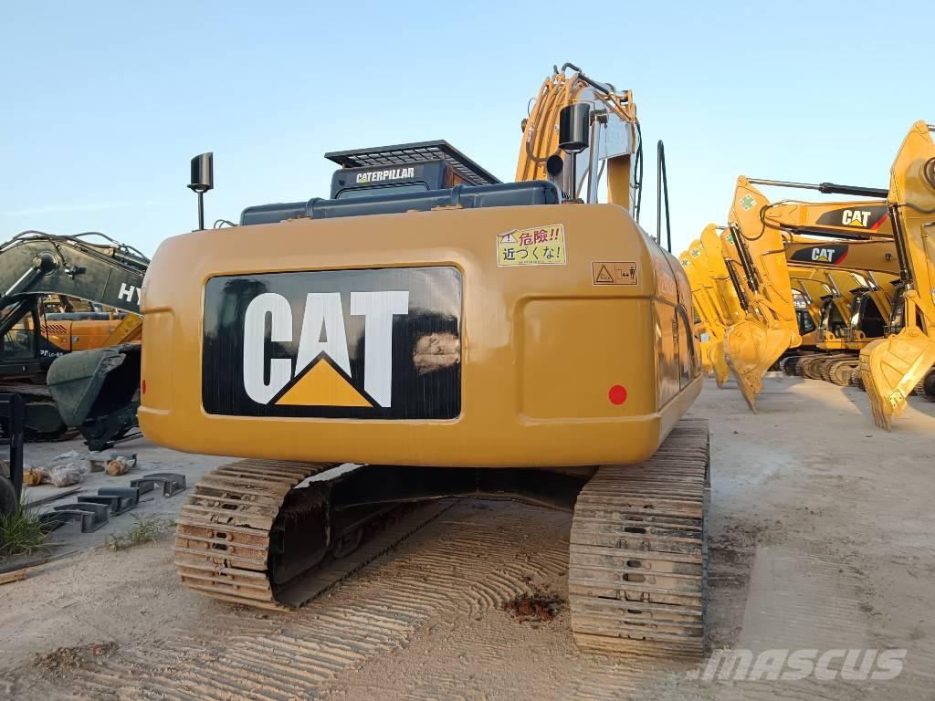 CAT 320D2 Bageri guseničari