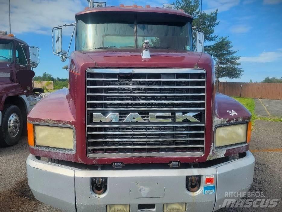Mack CH613 Tegljači