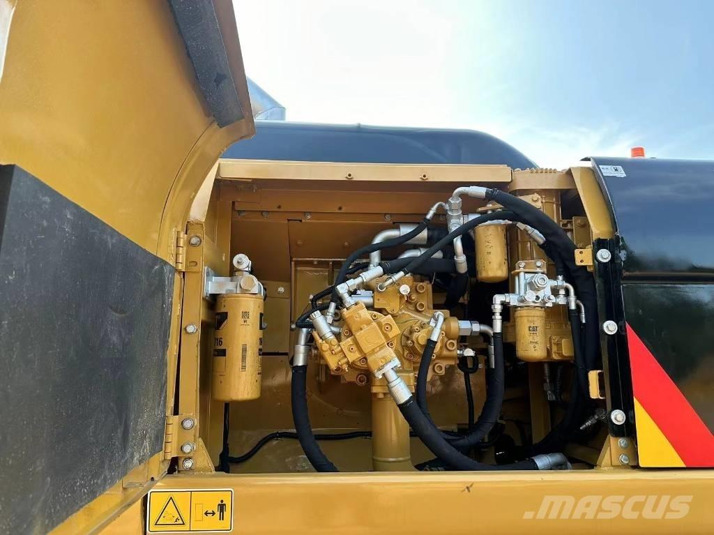 CAT 330 D L Bageri guseničari