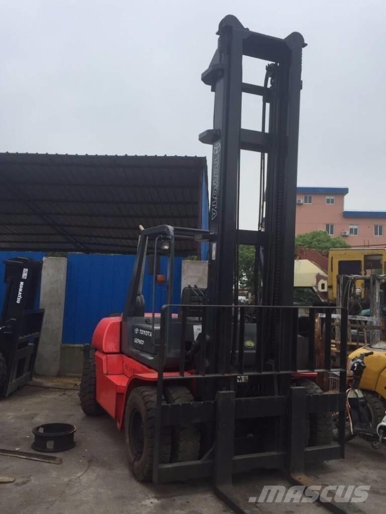 Toyota 8 Ton Dizelski viljuškari