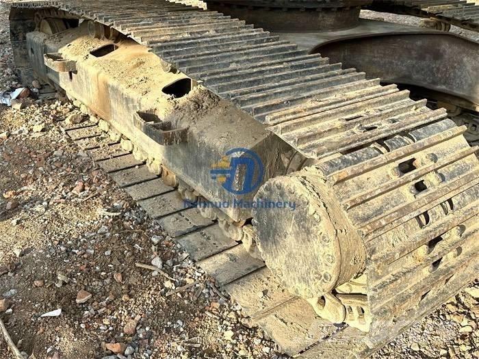 Komatsu PC200-8 Bageri guseničari