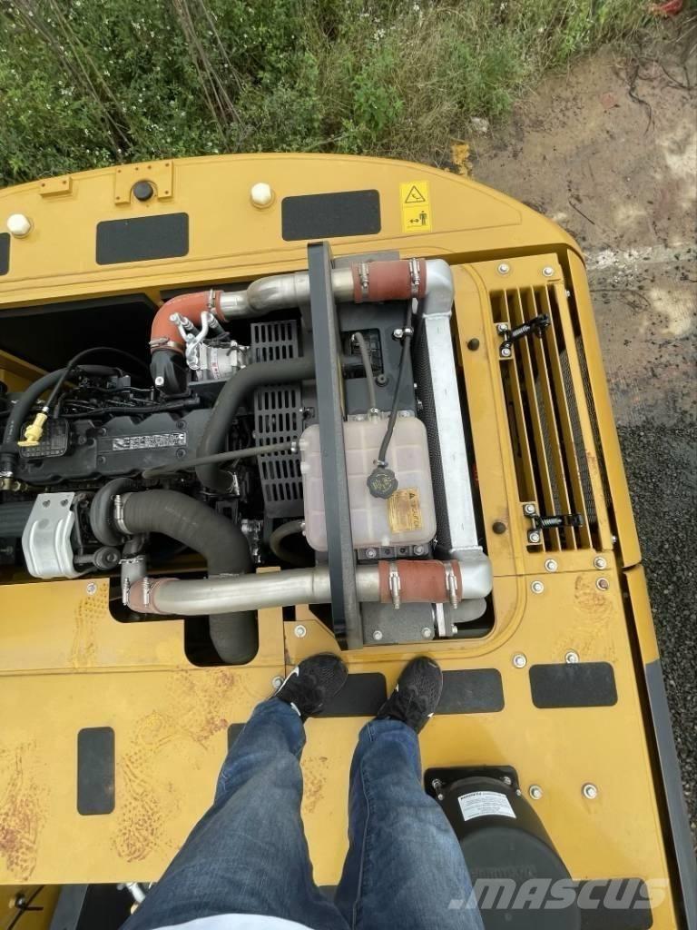 XCMG XE 200 DA Bageri guseničari