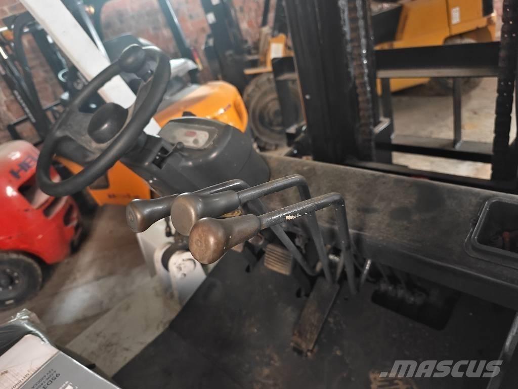 TCM FD 70 Z8 Dizelski viljuškari