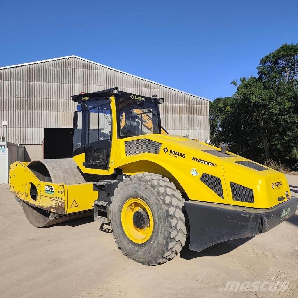 Bomag BW 219 D 5 Nabijači zemlje