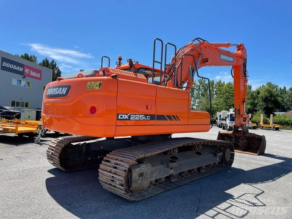 Doosan DX 225 LC-3 Bageri guseničari