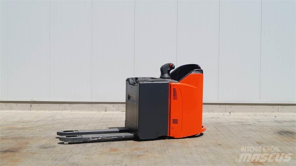Linde T20SP kurz Nisko podizni električni viljuškar