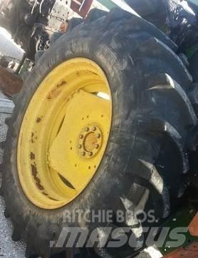  Pneus 460/85R38 Gume, točkovi i felne