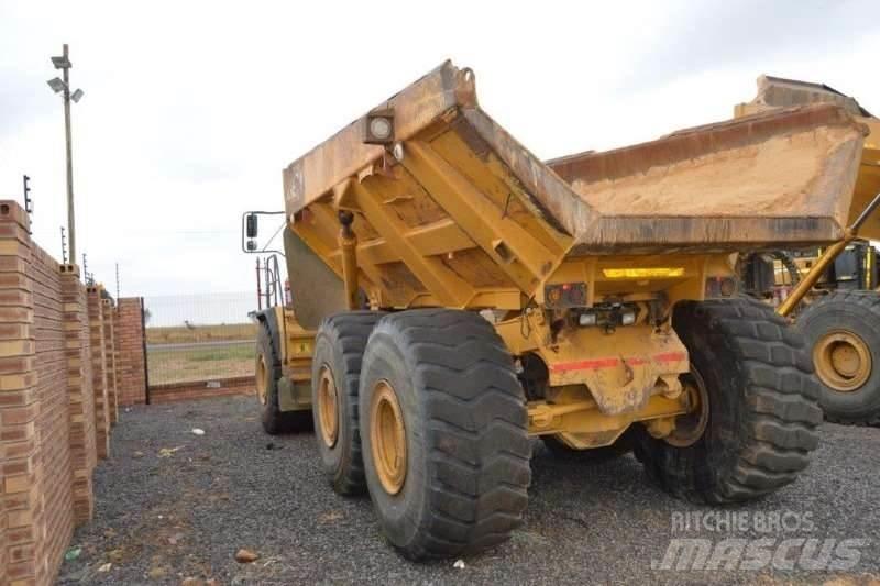 Bell B40D Zglobni damperi