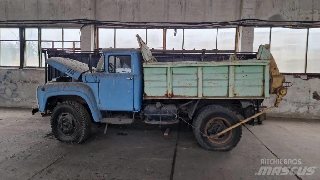 ZIL 496210 Kiperi kamioni