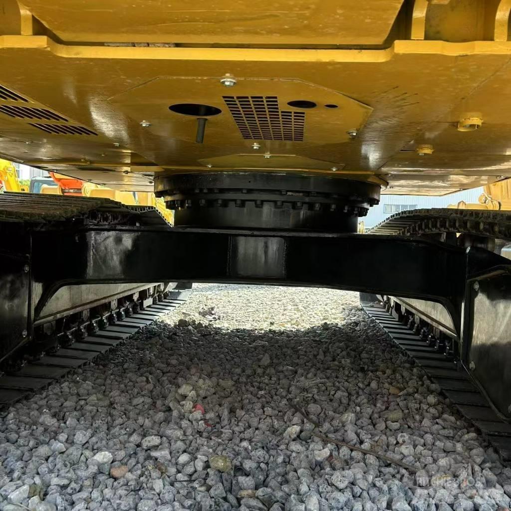 CAT 324D2L Bageri guseničari