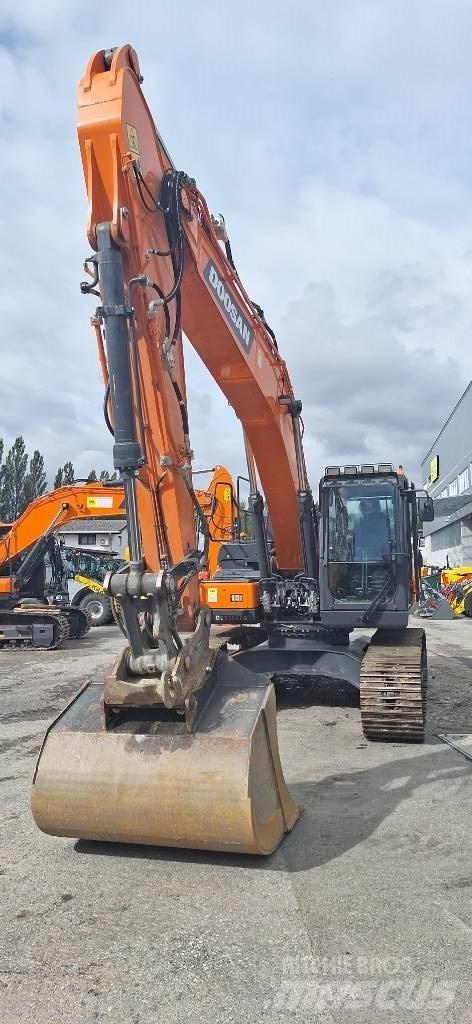 Doosan DX 225 LC-7 Bageri guseničari
