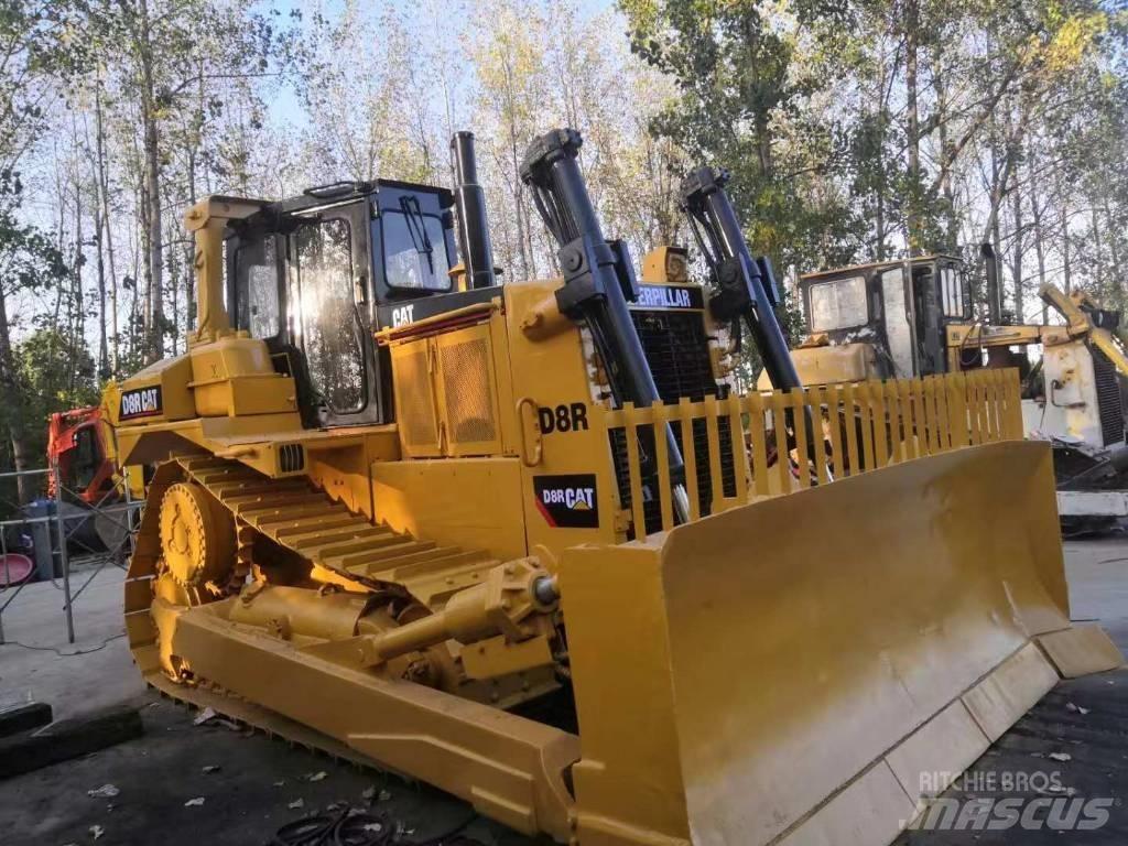 CAT D 8 R Buldožeri guseničari