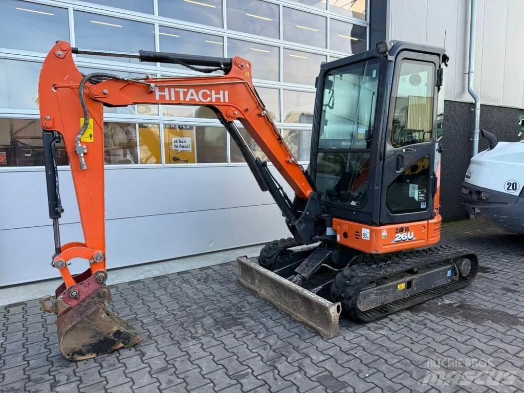 Hitachi ZX26U-6 CR Mini bageri < 7t