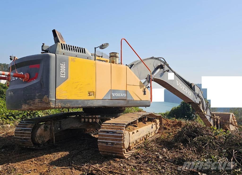 Volvo EC 300 EL Bageri guseničari