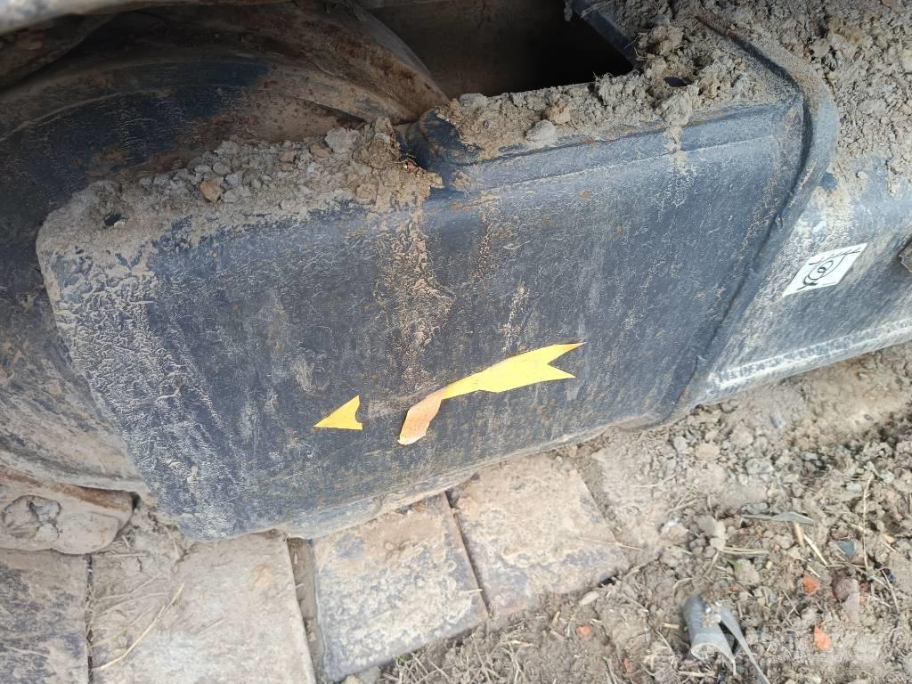 Volvo EC 210 B Bageri guseničari