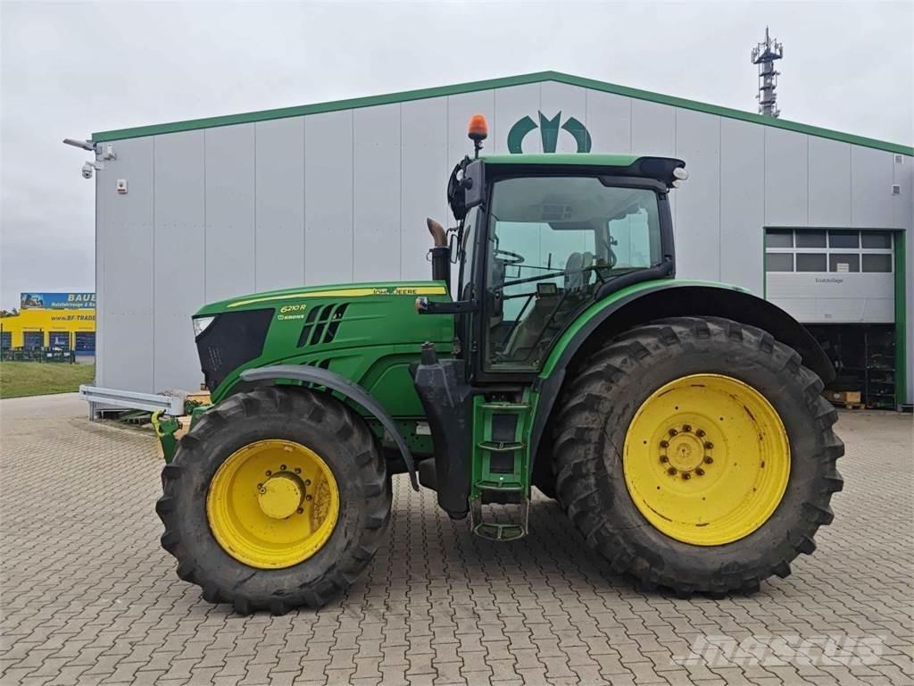 John Deere 6210R Traktori