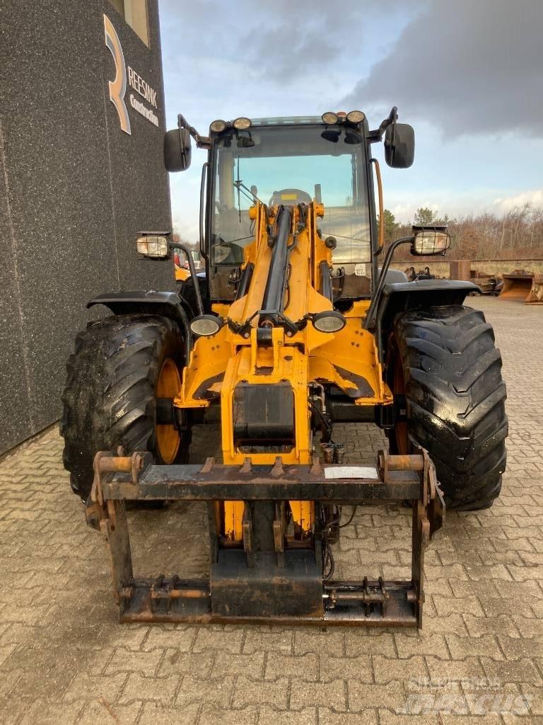 JCB TM 310 S Poljoprivredni teleskopski utovarivači